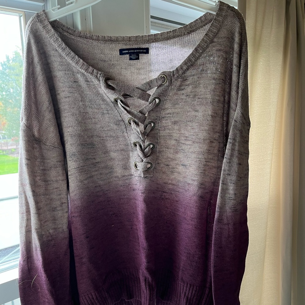 American Eagle sweater